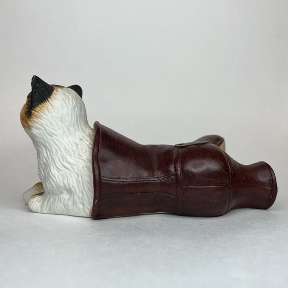 Puss in Boots All Dressed Up - Picture 5 of 10